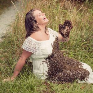 emily emersyn bees